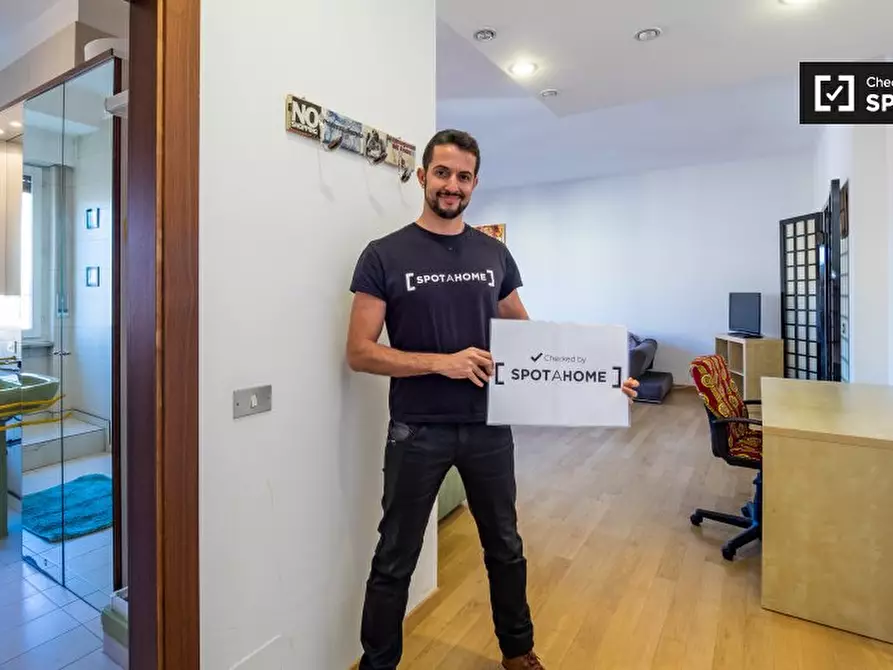 Immagine 5 di Appartamento in affitto  in Via Emilio Faà di Bruno a Milano