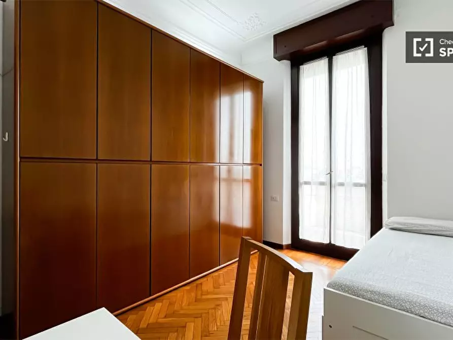 Immagine 6 di Camera condivisa in affitto  in Via Carlo Valvassori Peroni a Milano