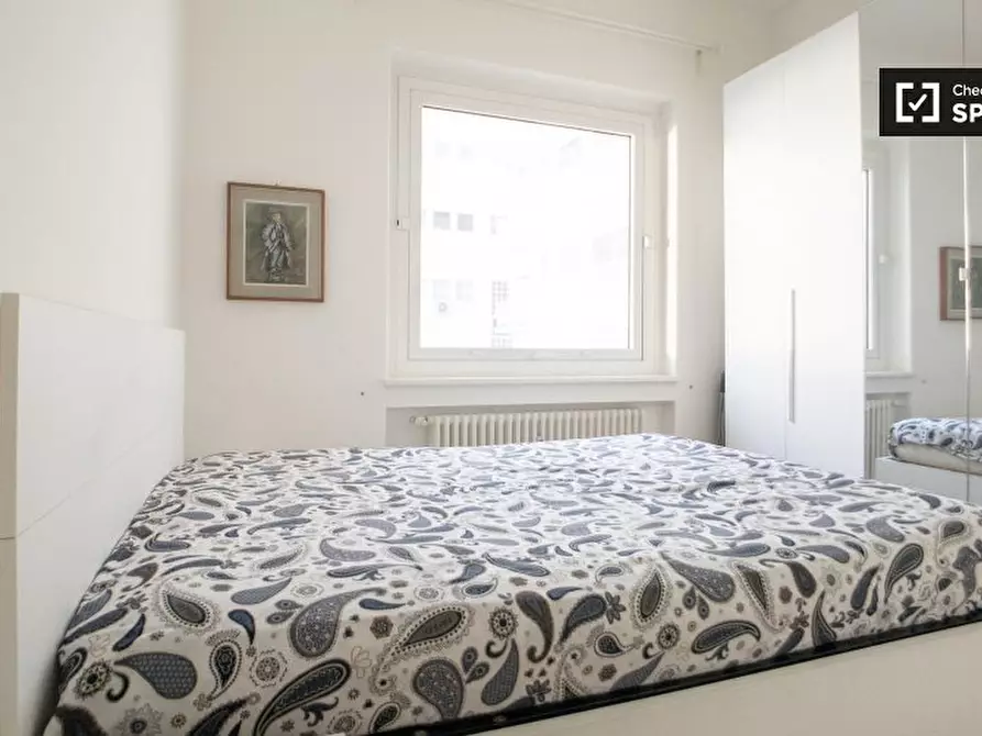 Immagine 10 di Appartamento in affitto  in Via Montebello, 20121 Milano MI, Italy a Milano