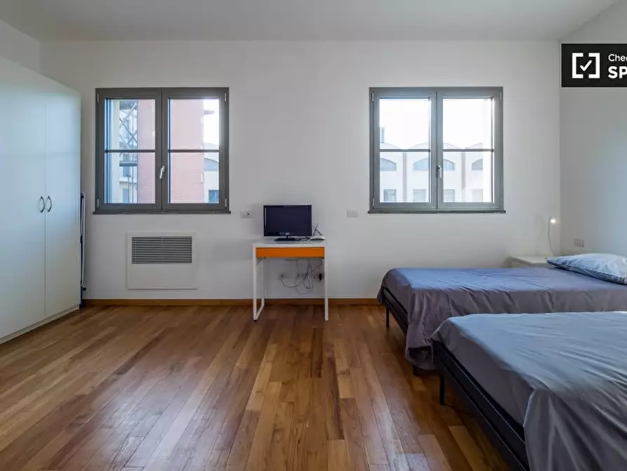 Immagine 8 di Ufficio in affitto  in Via Enrico Cosenz a Milano