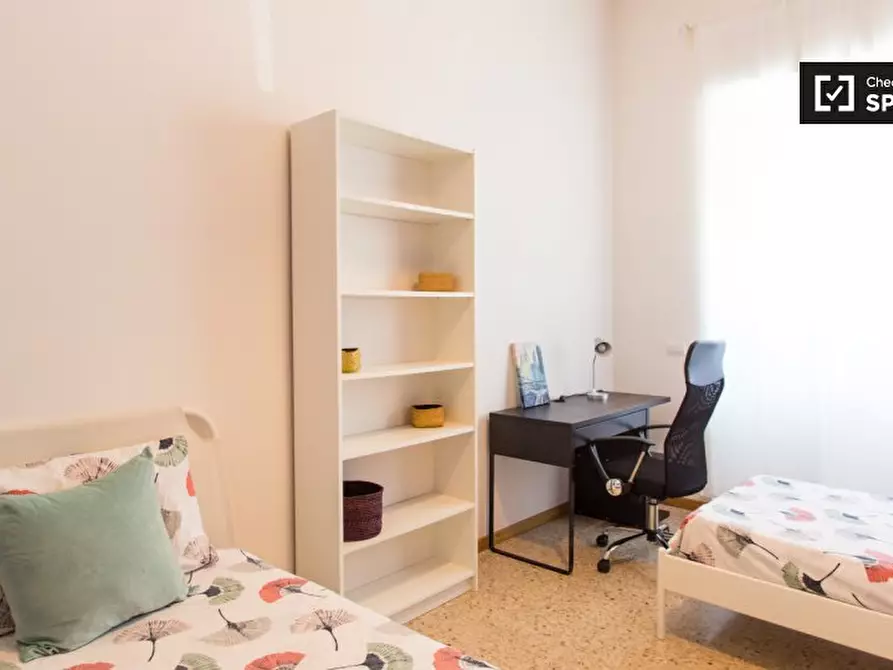 Immagine 3 di Camera condivisa in affitto  in Viale Pietro da Cortona a Milano