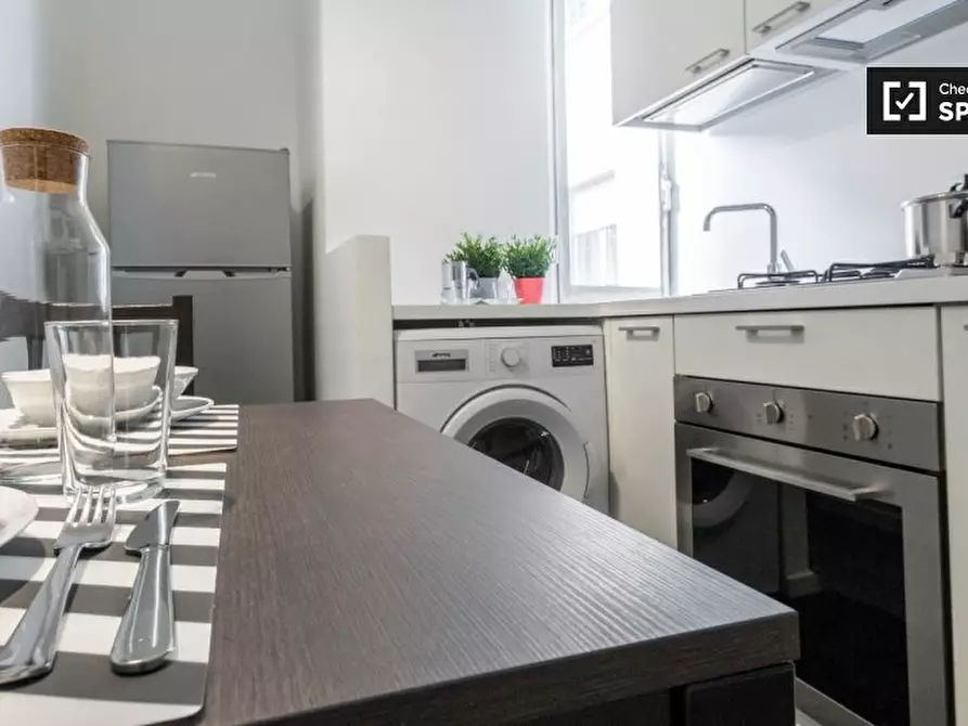 Immagine 12 di Camera condivisa in affitto  in Via Pietro Cavalcabò a Milano