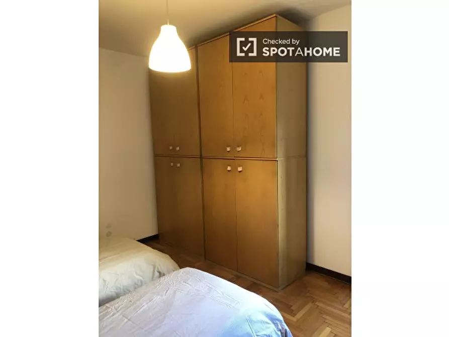 Immagine 3 di Camera condivisa in affitto  in Via Umberto I a Padova