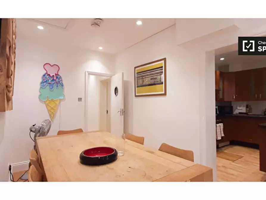 Immagine 9 di Appartamento in affitto  in A Kensington Gardens Square a Paddington