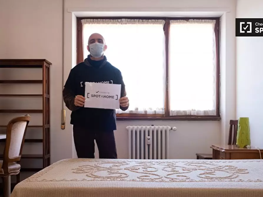 Immagine 7 di Camera condivisa in affitto  in Via Filippo Serafini, 00173 Roma RM, Italy a Roma