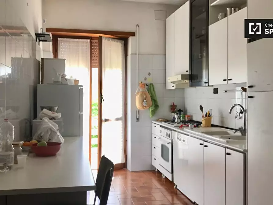 Immagine 10 di Camera condivisa in affitto  in Via di Trigoria, 00128 Selcetta RM, Italy a Roma