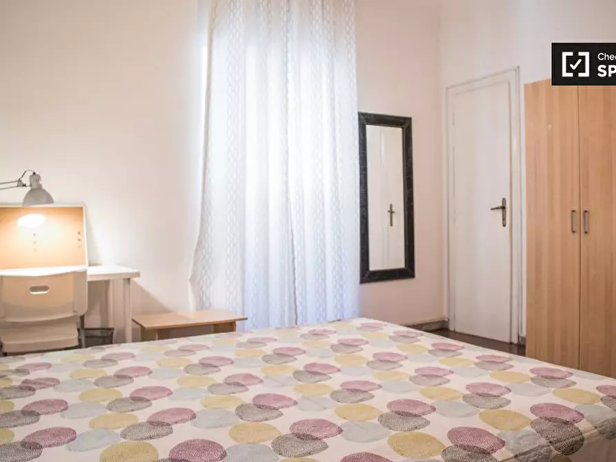 Immagine 3 di Camera condivisa in affitto  in Via Salaria, 00198 Roma RM, Italy a Roma