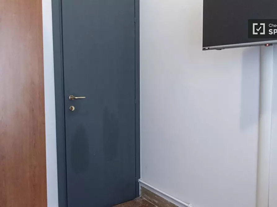 Immagine 4 di Camera condivisa in affitto  in Via Filippo Scolari a Roma