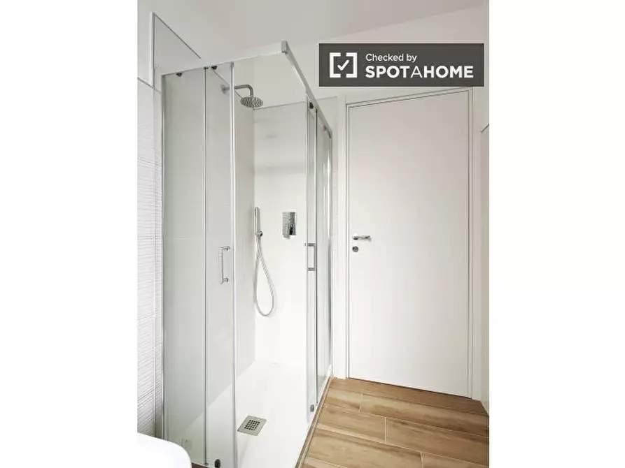 Immagine 13 di Ufficio in affitto  in Via Gaudenzio Ferrari a Milano