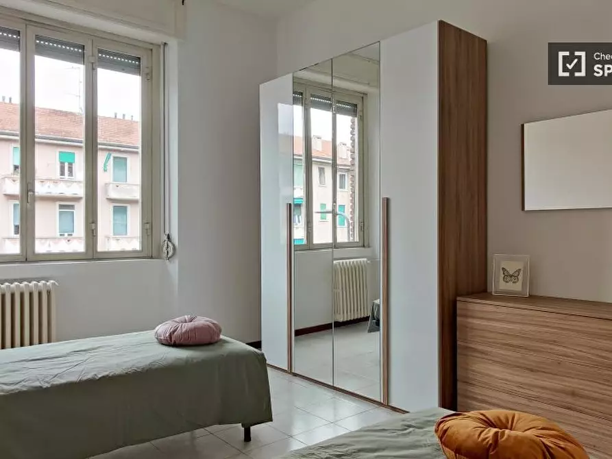 Immagine 5 di Appartamento in affitto  in Via Voltri a Milano