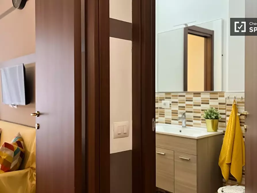 Immagine 16 di Appartamento in affitto  in Via Privata Golfo degli Aranci a Milano