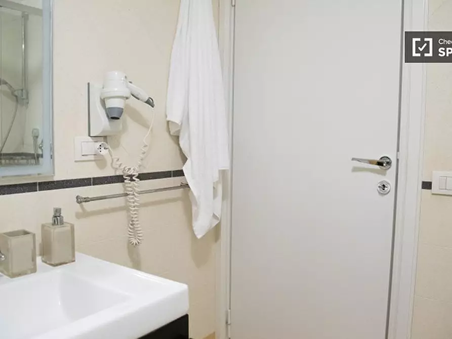 Immagine 8 di Appartamento in affitto  in Via Aureliana a Roma