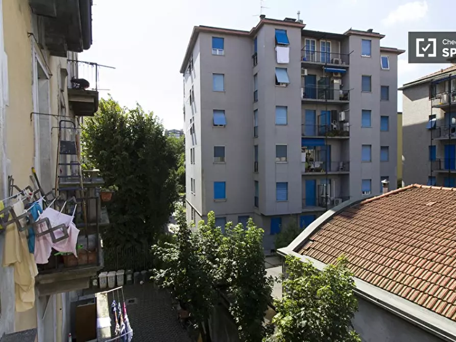 Immagine 4 di Camera condivisa in affitto  in Viale Jenner a Milano