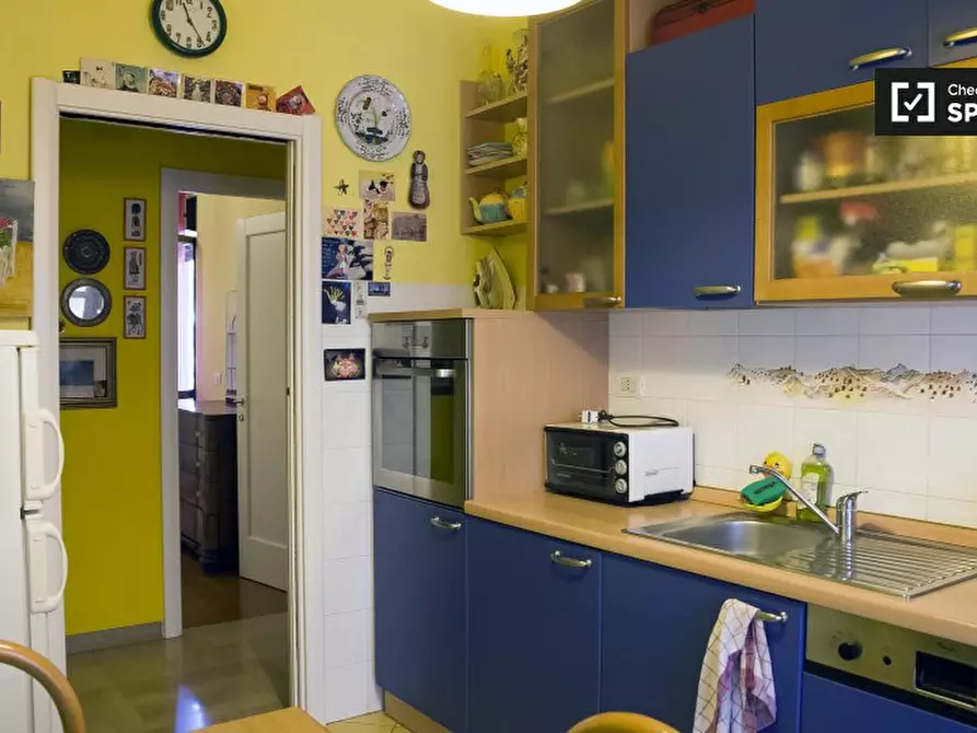 Immagine 9 di Camera condivisa in affitto  in Via Rugantino, 00169 Roma RM, Italy a Roma