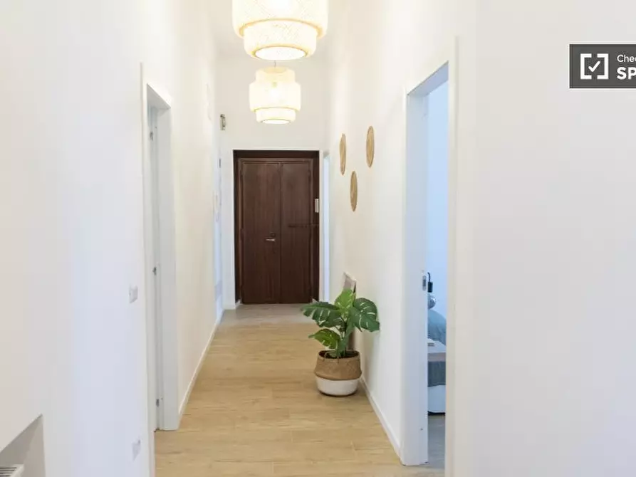 Immagine 19 di Camera condivisa in affitto  in Via Crema a Roma