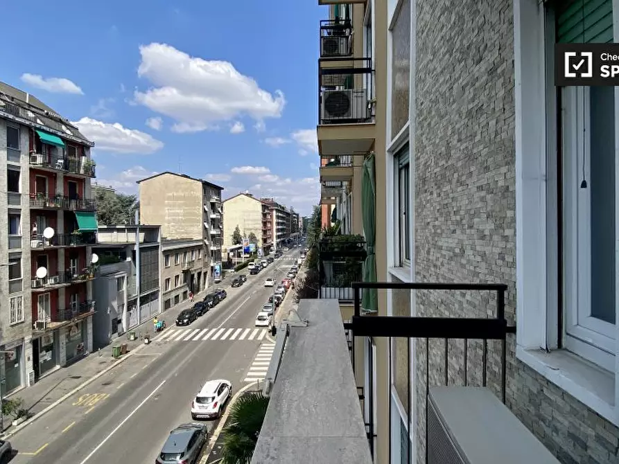 Immagine 1 di Appartamento in affitto  in Via Ronchi a Milano