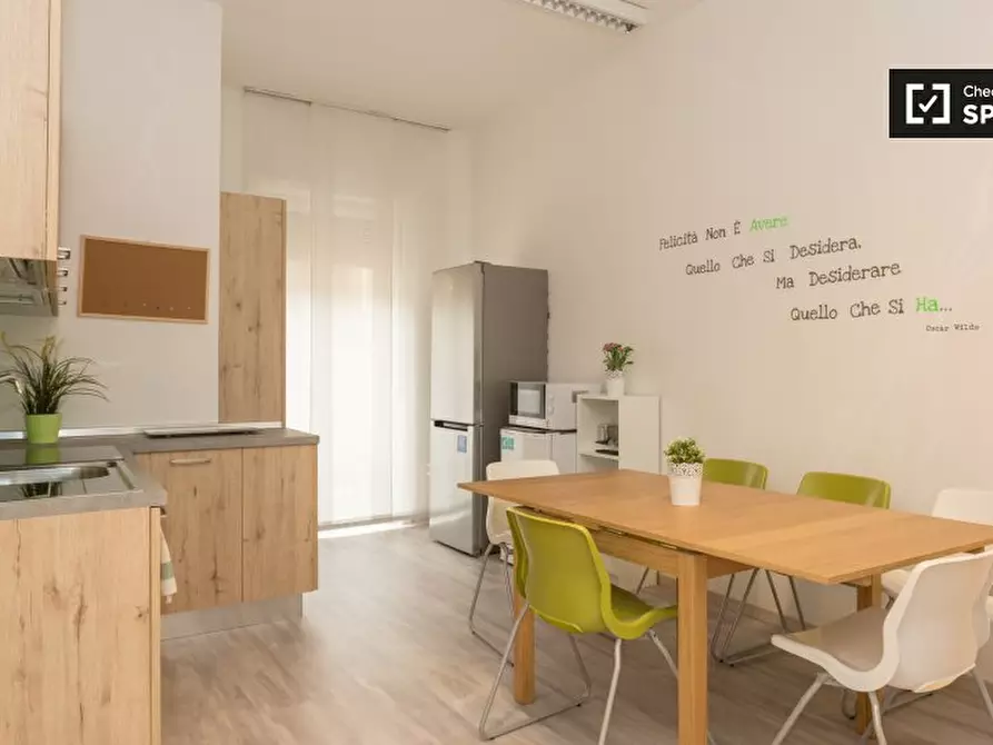 Immagine 6 di Camera condivisa in affitto  in Via Vincenzo Monti a Milano