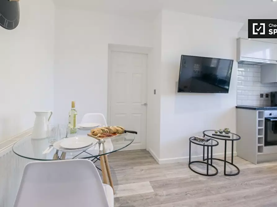 Immagine 6 di Appartamento in affitto  in Flat a Camberwell