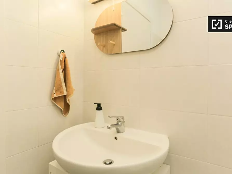 Immagine 17 di Appartamento in affitto  in Via Erice, 20141 Milano MI, Italy a Milano