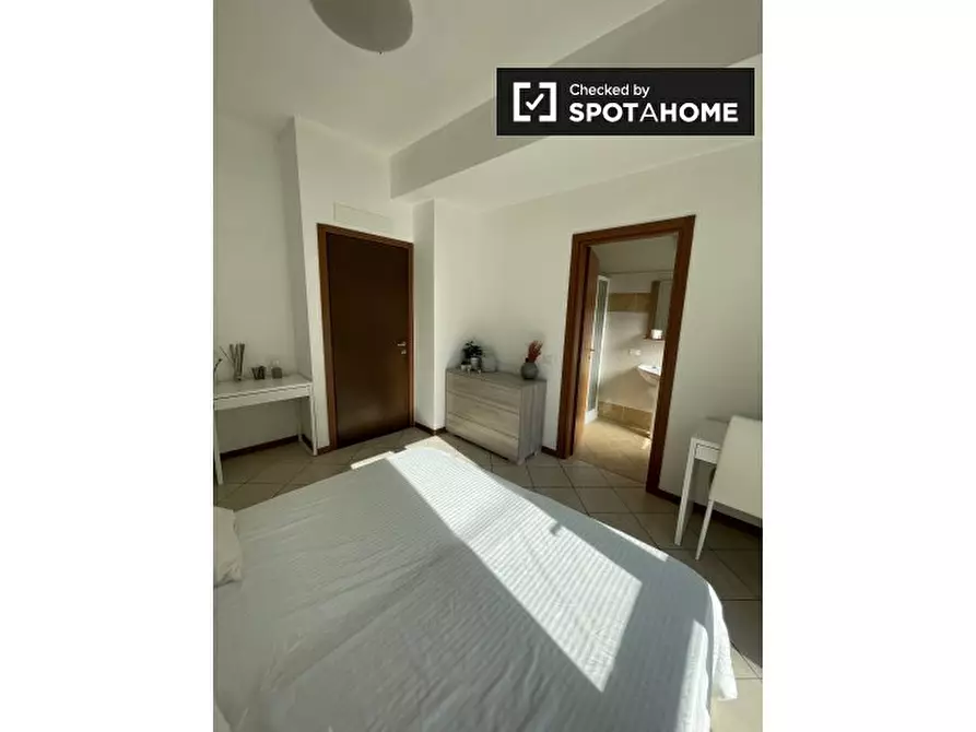 Immagine 8 di Camera condivisa in affitto  in Via Umberto Fogagnolo a Sesto San Giovanni