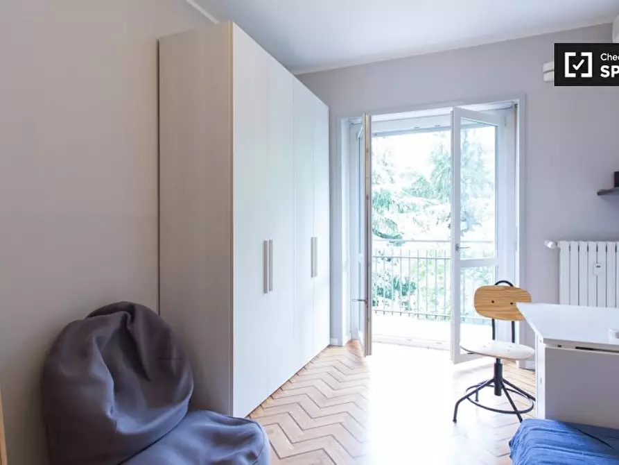 Immagine 18 di Camera condivisa in affitto  in Piazza S. Giuseppe a Milano