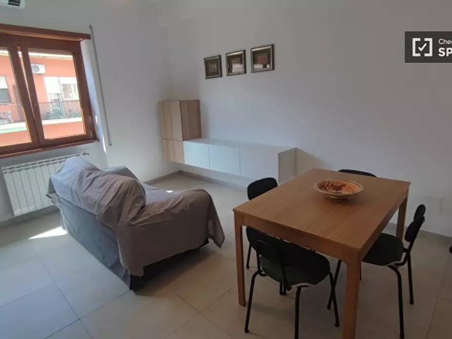 Immagine 10 di Camera condivisa in affitto  in Via Baldo degli Ubaldi a Roma