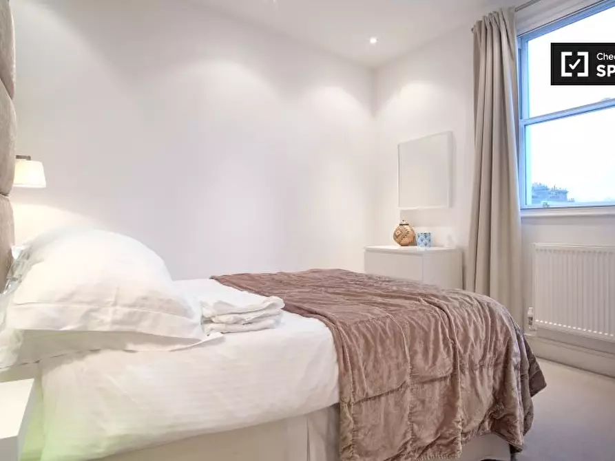 Immagine 5 di Appartamento in affitto  in Notting Hill Gate a Kensington