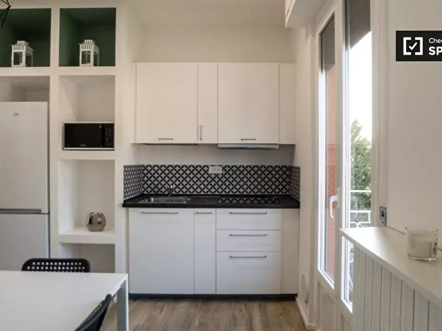 Immagine 9 di Appartamento in affitto  in Via Rutilia a Milano