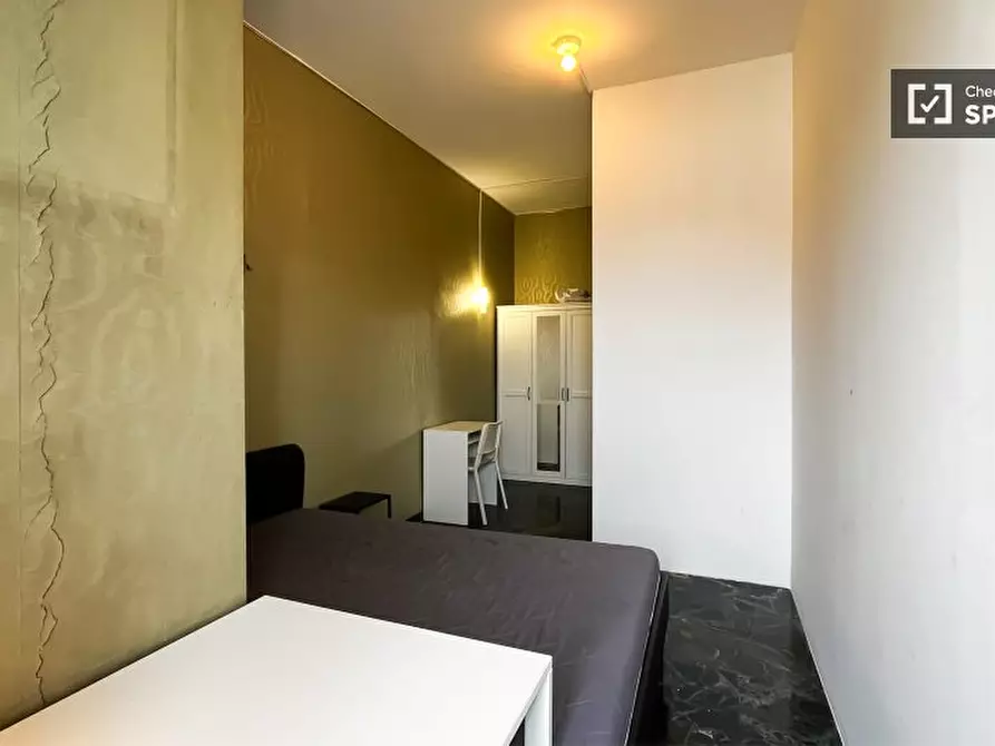 Immagine 6 di Camera condivisa in affitto  in Viale Gran Sasso a Milano