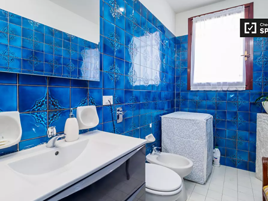 Immagine 10 di Camera condivisa in affitto  in Via Leo Longanesi a Milano