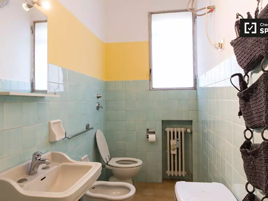 Immagine 9 di Camera condivisa in affitto  in Via Giovanni Segantini a Milano