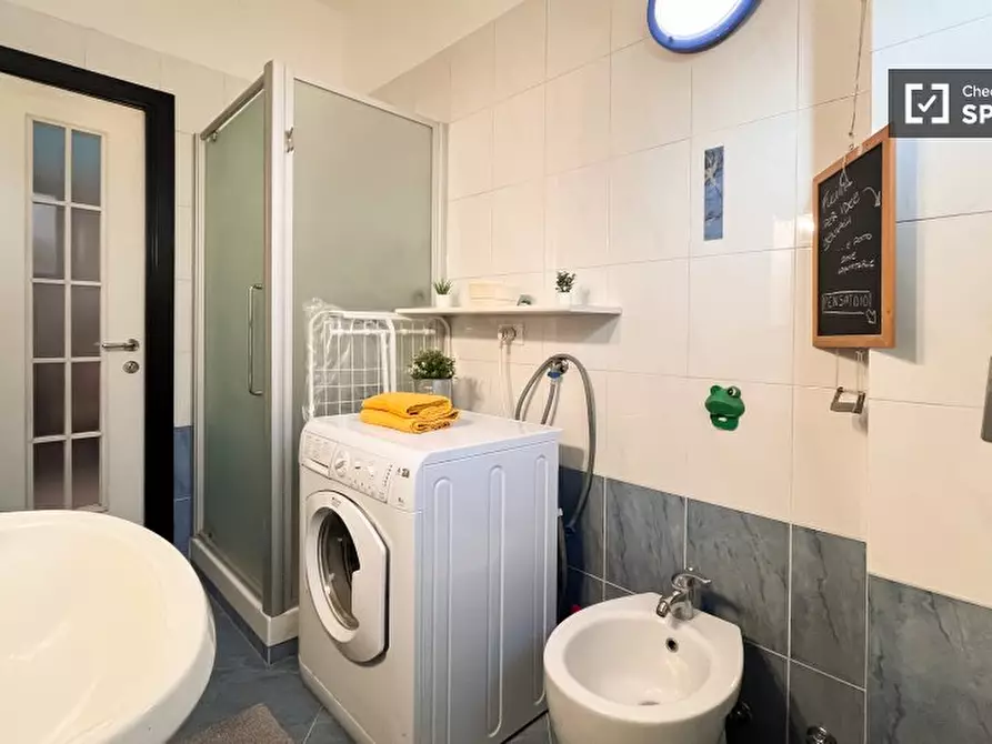 Immagine 12 di Camera condivisa in affitto  in Via Valle Antrona a Milano