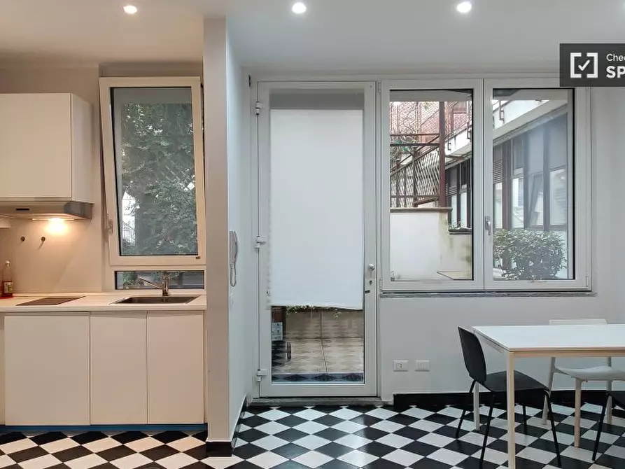 Immagine 2 di Appartamento in affitto  in Via Privata Chioggia a Milano