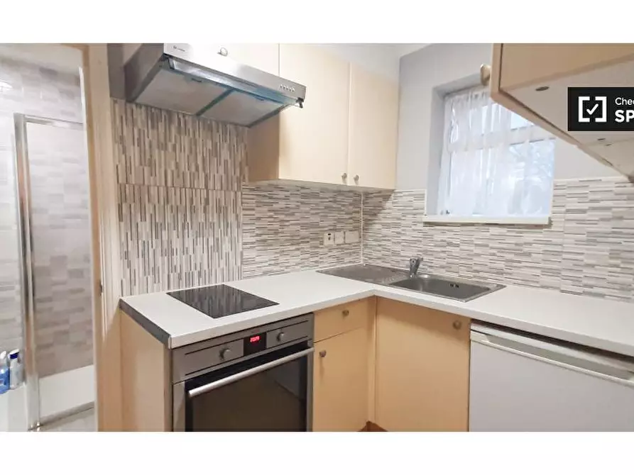 Immagine 9 di Ufficio in affitto  in Manor Way a Brent