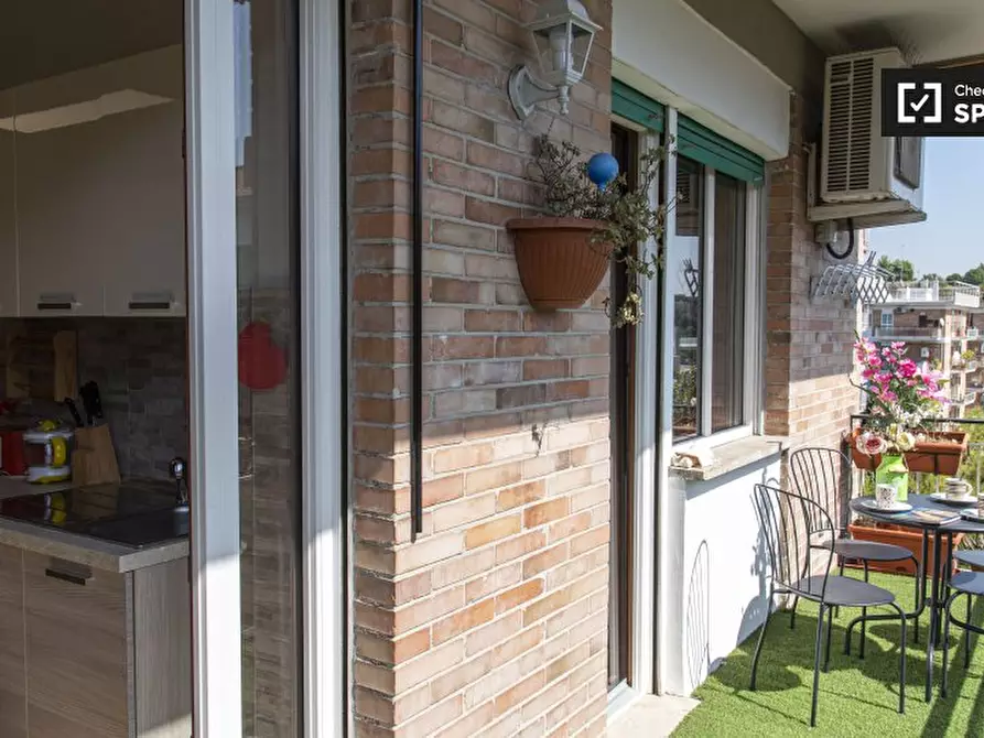 Immagine 6 di Appartamento in affitto  in Viale di Valle Aurelia a Roma