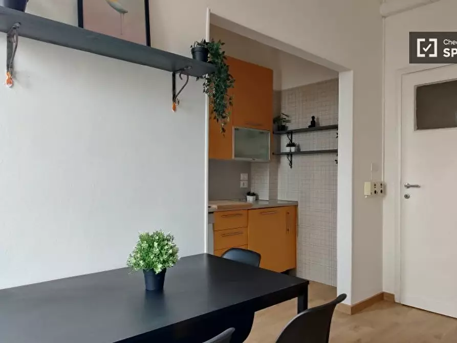 Immagine 13 di Camera condivisa in affitto  in Via Calatafimi a Milano