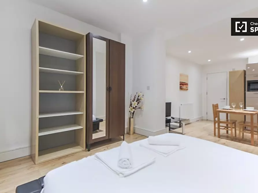 Immagine 6 di Ufficio in affitto  in St James's Rd a Camberwell