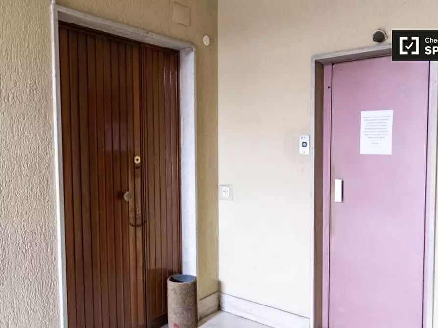 Immagine 19 di Camera condivisa in affitto  in Via Ulisse Dini, 00146 Roma RM, Italy a Roma