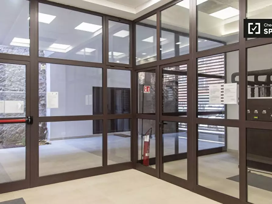 Immagine 13 di Appartamento in affitto  in Via della Marranella a Roma