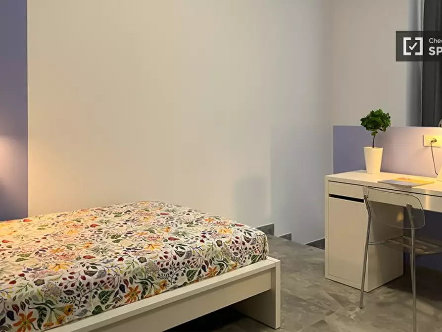 Immagine 1 di Camera condivisa in affitto  in Via Paolo Lomazzo a Milano