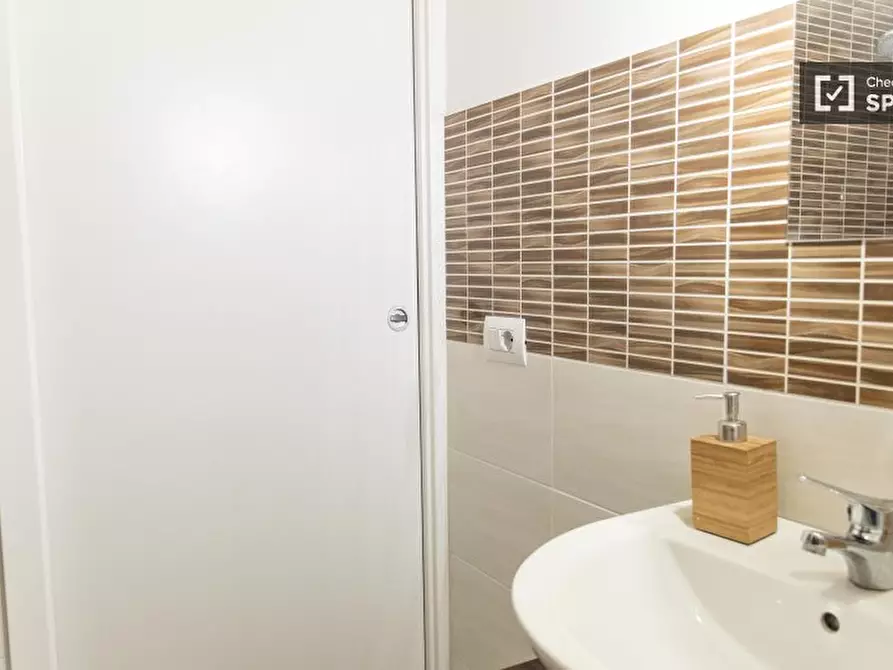 Immagine 5 di Appartamento in affitto  in Via Antonio Galtarossa a Roma