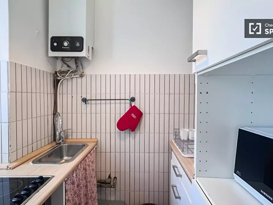 Immagine 5 di Appartamento in affitto  in Via Rogoredo a Milano