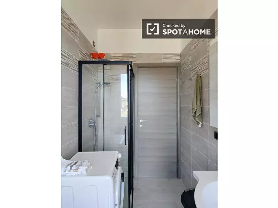 Immagine 11 di Camera condivisa in affitto  in Via Concilio Vaticano II a Milano