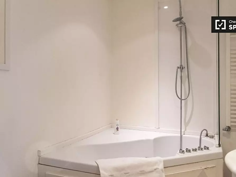 Immagine 19 di Appartamento in affitto  in Via della Giuliana a Roma