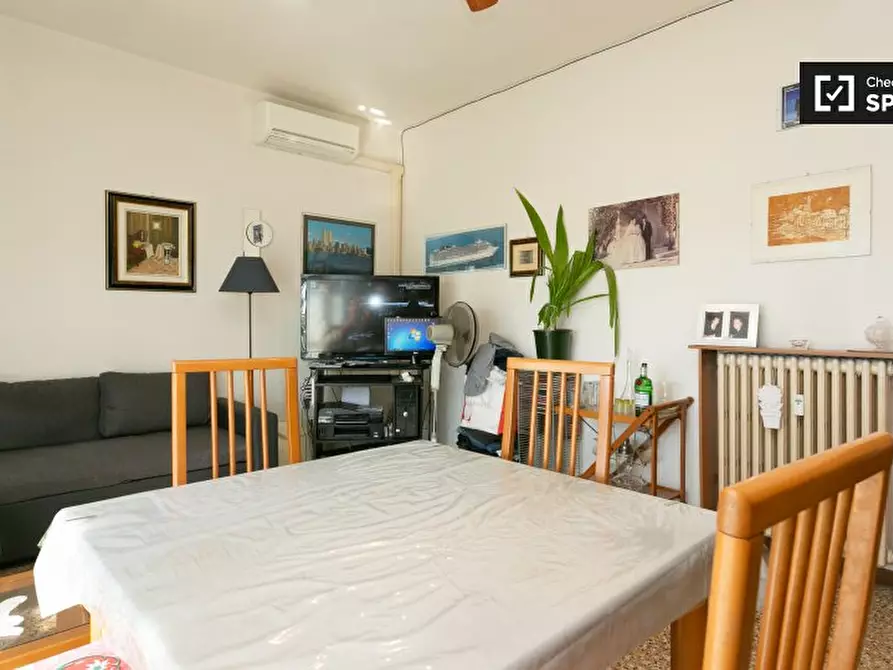 Immagine 8 di Camera condivisa in affitto  in Via Val di Bondo Milano MI, Italy a Milano