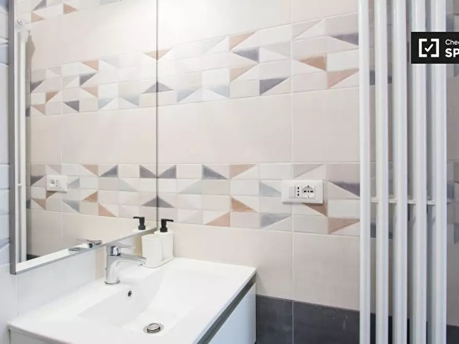 Immagine 12 di Camera condivisa in affitto  in Via Giuseppe Candiani a Milano