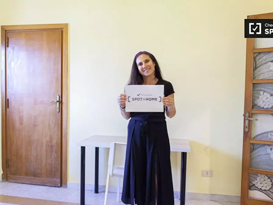 Immagine 11 di Camera condivisa in affitto  in Piazza Manfredo Fanti, 00185 Roma RM, Italy a Roma