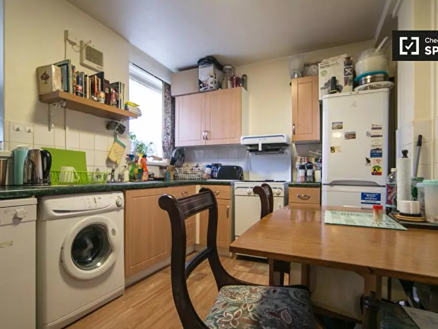 Immagine 7 di Camera condivisa in affitto  in Turnham Rd, London SE, UK a Lewisham