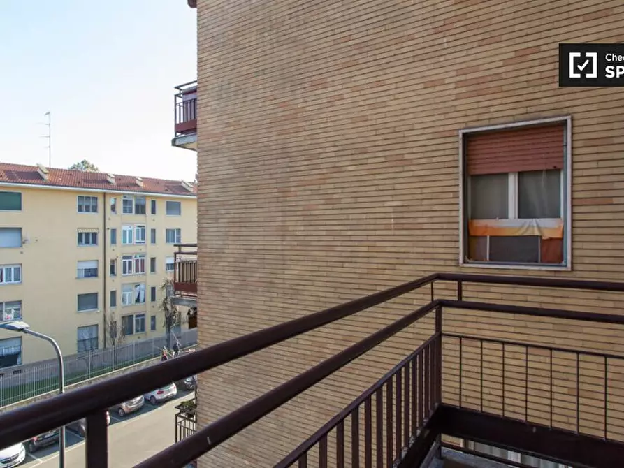 Immagine 6 di Camera condivisa in affitto  in Via Palmi a Milano