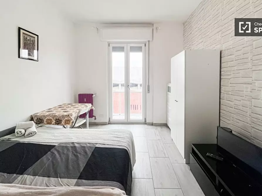 Immagine 5 di Camera condivisa in affitto  in Via Vittorio Scialoia a Milano